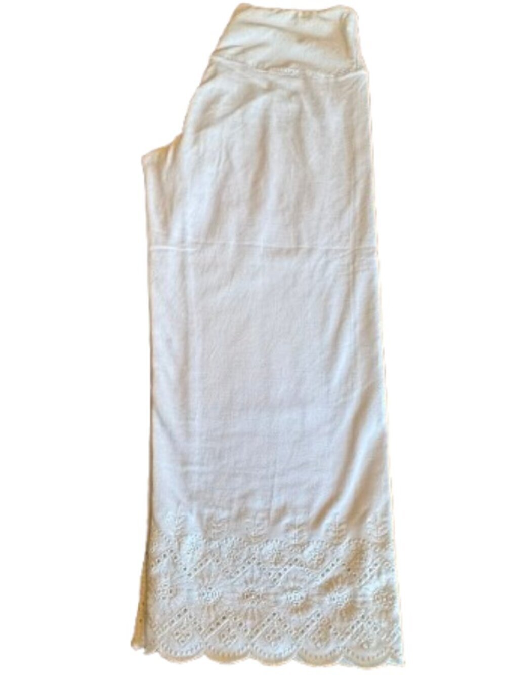 Intro "Love The Fit" women's pull-on cropped pants in white. Size Medium (C7)